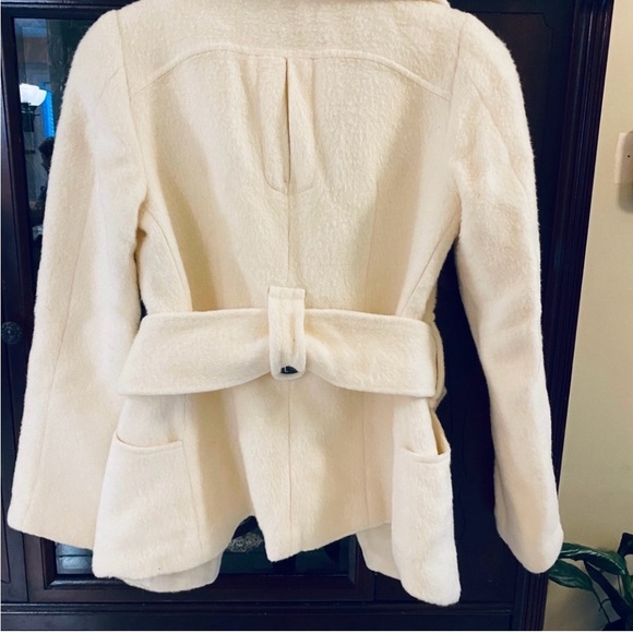 Women’s Wool Ivory Coat - Picture 9 of 13